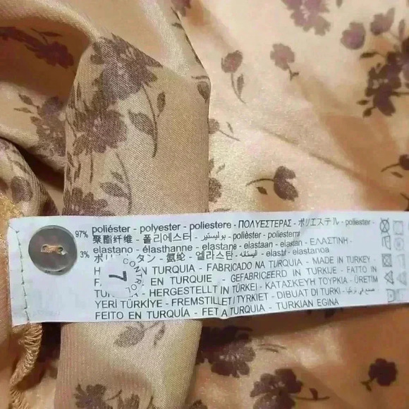 ZARA Flower Print Skirt and Cropped Top Set - Picture 7 of 13